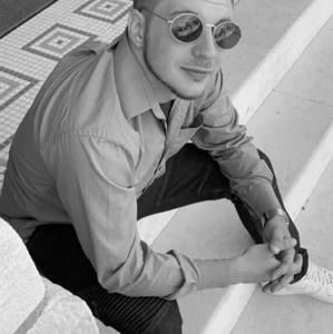 Meet your Posher, Eli